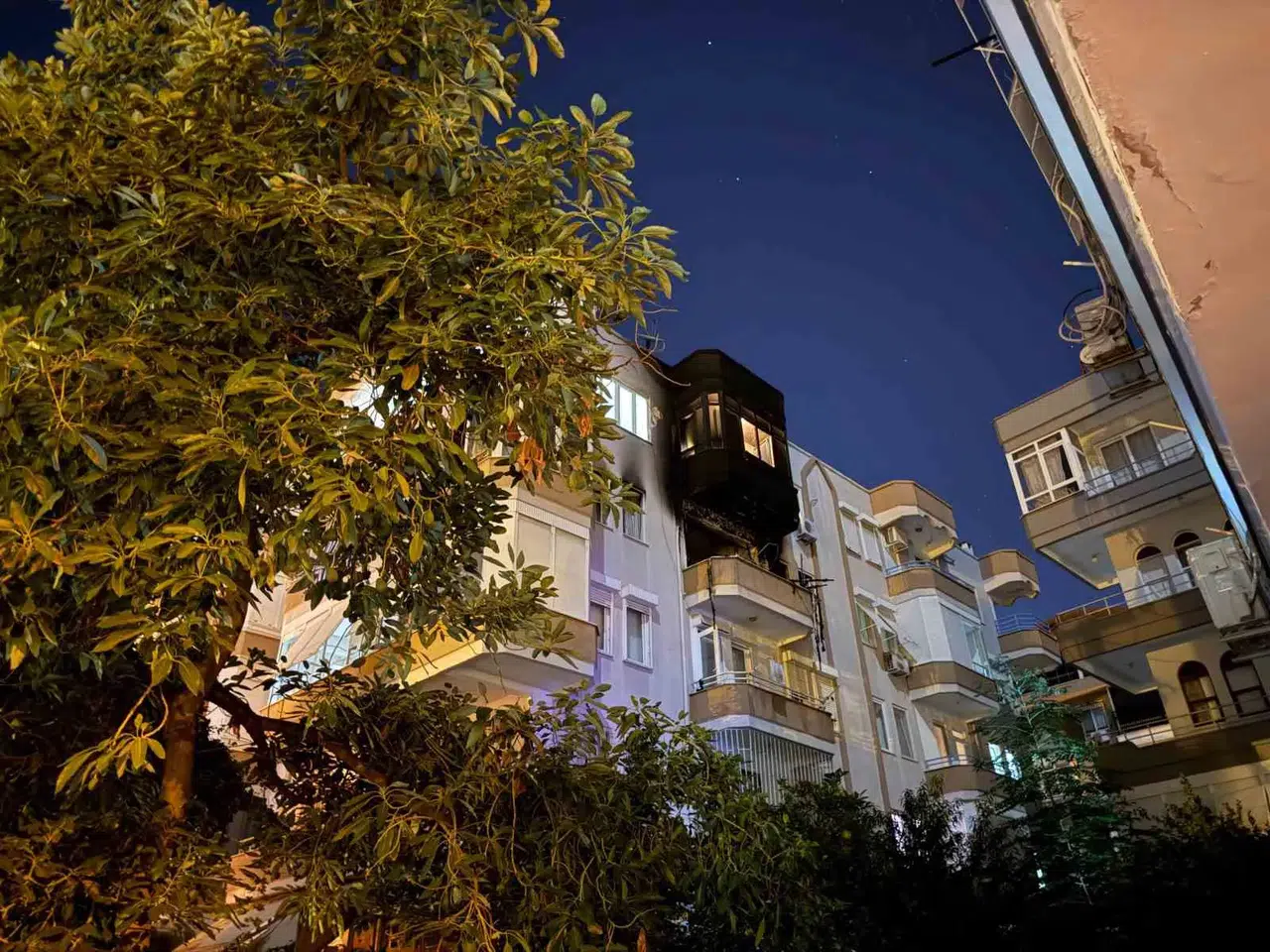 Alanya’da Yangında Hayatını Kaybeden Yaşlı Adamın Kıbrıs Gazisi Olduğu Belirlendi
