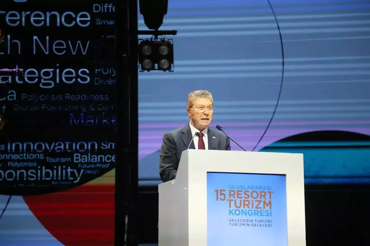 KKTC Başbakanı Üstel: Güneye Gelen Turistlerin Kuzeye Geçişinin Engellenmesi Turizm Etiğine Aykırıdır