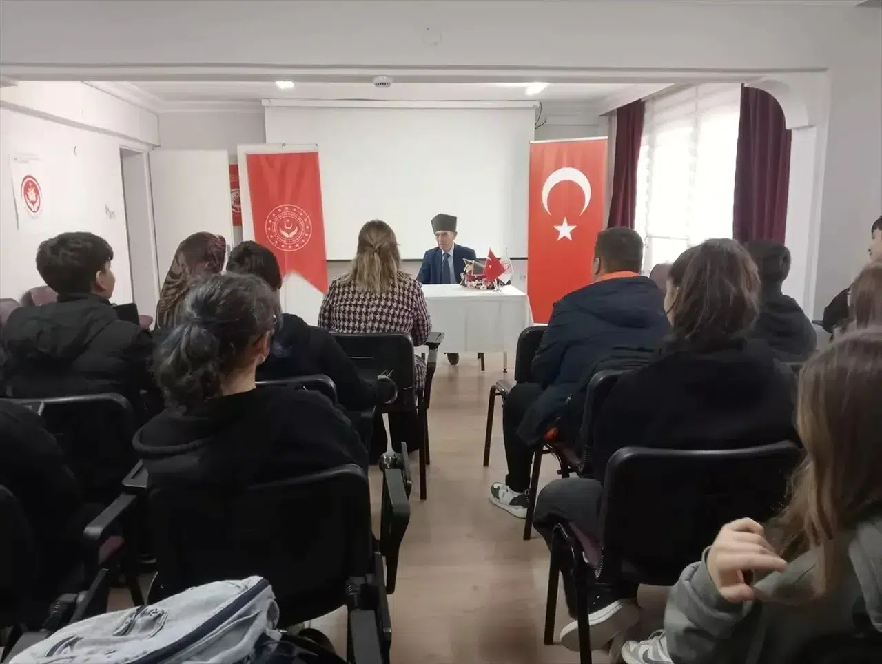 Kıbrıs Gazisi Mehmet Kanar, Keşan Fen Lisesi Öğrencileriyle Buluştu