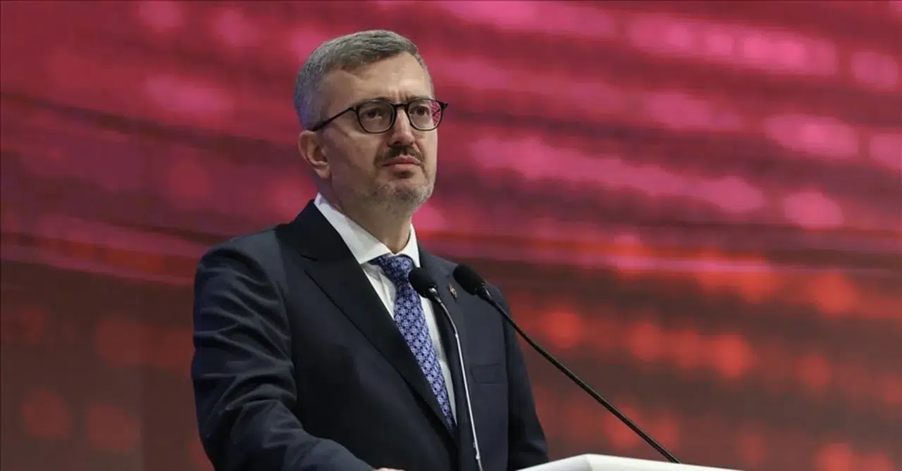 İletişim Başkanı Duran, KKTC'nin Kuruluşunun 42. Yılını Kutladı