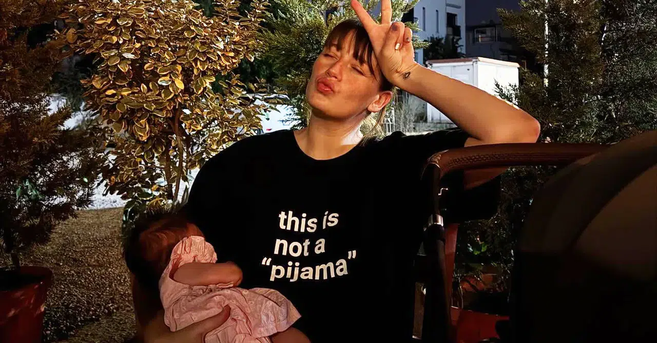 Gizem Karaca: Pijamalarımdan Kurtuldum