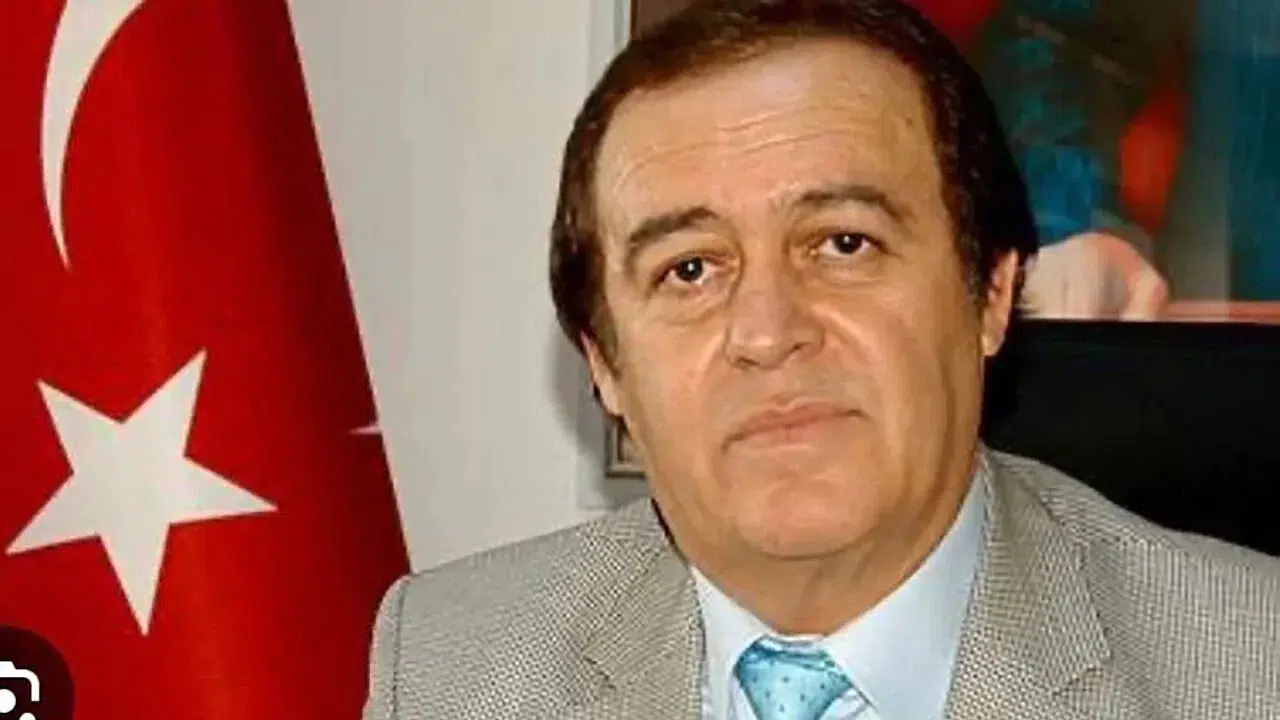 AK Partili Eski Belediye Başkanı Mustafa Kocazeybek Hayatını Kaybetti