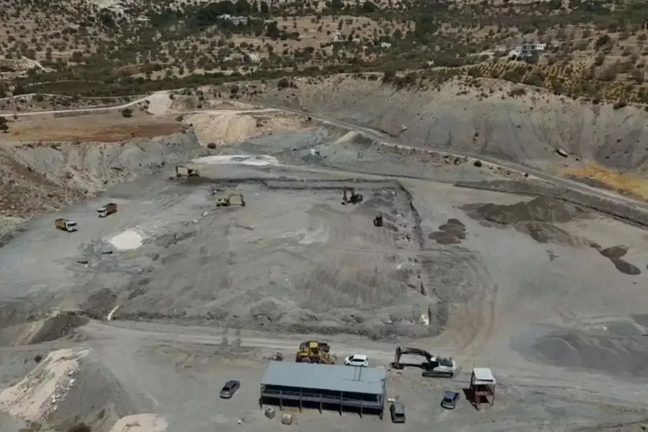 Mardin'de UEFA Kriterlerine Uygun İki Yeni Futbol Sahası İnşa Ediliyor