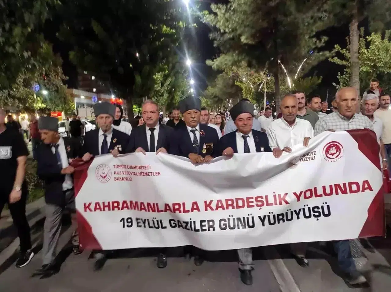 Batman'da 19 Eylül Gaziler Günü Kortej Yürüyüşü Düzenlendi
