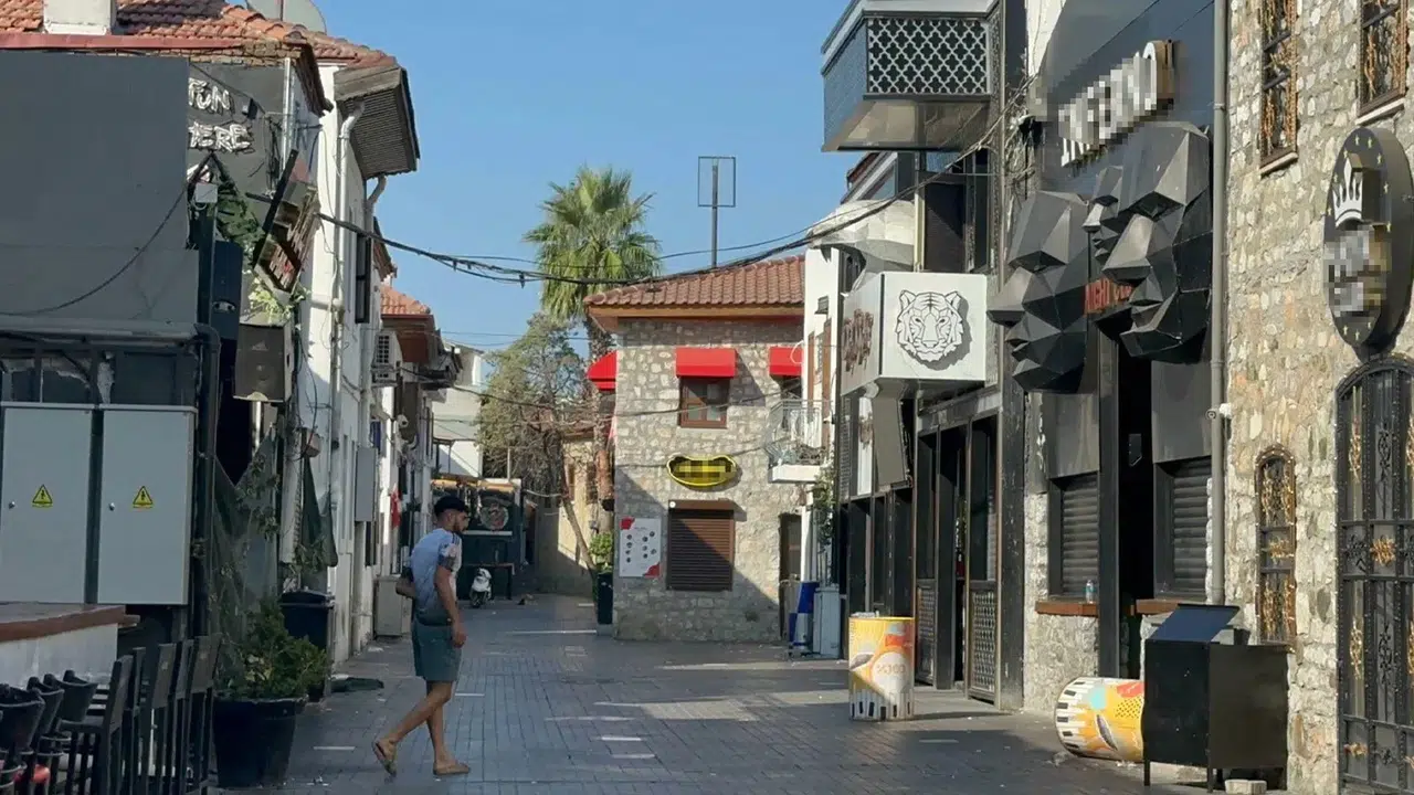 Marmaris'te Bar Kavgasında Kan Aktı: 1 Ölü, 1 Yaralı
