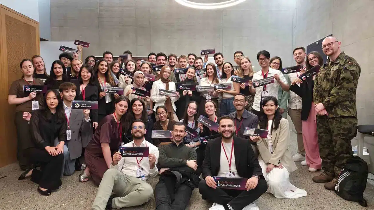 Kuzey Kıbrıs Diş Hekimliği Öğrencileri Birliği Avrupa'ya Dahil Oldu