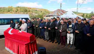 Kıbrıs Gazisi Cemal Şahin'in Cenazesi Törenle Toprağa Verildi