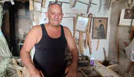 Kıbrıs'ta 76 Yıldır Babadan Oğula Geçen İskemlecilik Mesleği