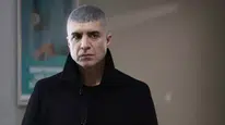 Özcan Deniz Sahnede Duygusal Patlama Yaşadı: "Canımı En Yakınım Yaktı"