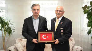 Erzurum'da vefa buluşması: Vali Baruş'tan kahramanlara ziyaret
