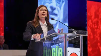CTP Kurultayını İncirli Kazandı: Parti Tarihinin İlk Kadın Genel Başkanı