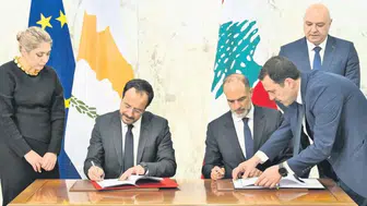 Güney Kıbrıs Rum Yönetimi'nin Anlaşmasına Tepkiler Yükseliyor