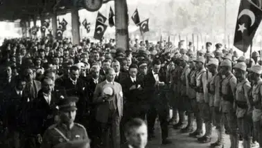 KKTC'de 29 Ekim Coşkusu: Cumhuriyet'in 103. Yılı Törenlerle Kutlanıyor