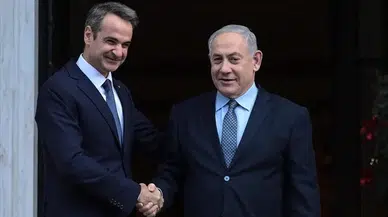 Yunan Gazeteciden Miçotakis Hakkında Eleştiriler