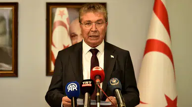 KKTC Başbakanı Üstel'den 'federasyon' Dayatmasına Karşı Net Tavır