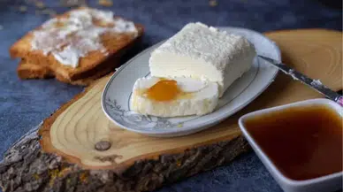 Krema ve Kaymak Üretimine Bakanlık Ayarı! İşletmelere Tarih Verildi, Baştan Sona Değişiyor