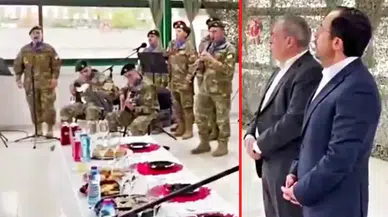 Güney Kıbrıs Lideri Nikos Hristodulidis, Askerlerle Birlikte "Mağusa'ya Dönüş" Marşını Okudu