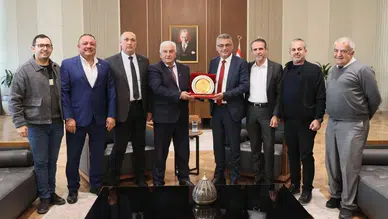 Erhürman, TÜRK-SEN Heyetini Kabul Etti