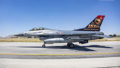 Türk F-16 Savaş Uçakları Kıbrıs'a Hava Taşıyacak mı?