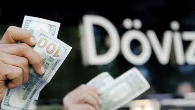 Döviz piyasasında yeni gün: Sterlin, Dolar ve Euro'da güncel rakamlar