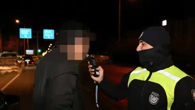 Kıbrıs yollarında sıkı denetim: Yüzlerce sürücüye ceza yağdı