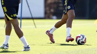 Fenerbahçe'den Feyenoord Maçı Öncesi İki Olumlu Gelişme