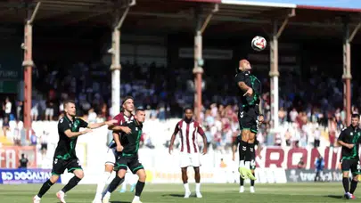 Trendyol 1. Lig'de Bandırmaspor ve Sakaryaspor 1-1 Berabere Kaldı