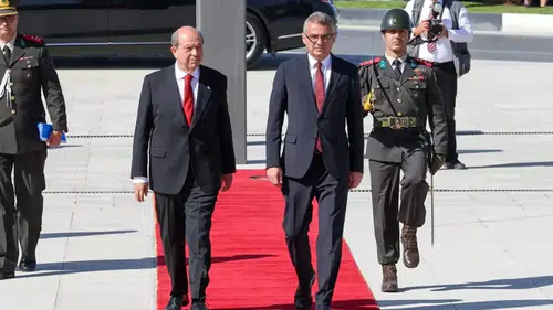 KKTC'de Erhürman Görevine Başladı