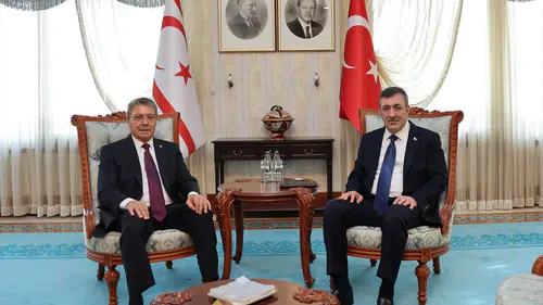 Ankara'da kritik temas: Cevdet Yılmaz ve Ünal Üstel bir araya geldi