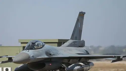 Yunanistan Hava Kuvvetleri F-16'ları Güney Kıbrıs'a Neden Konuşlandırdı?