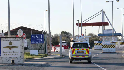 Birleşik Krallık Kıbrıs Üssündeki Personel Sayısını Neden Azaltıyor?