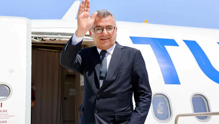 Cumhurbaşkanı Erhürman’ın Ankara mesaisi başladı: Kritik zirve için yola çıktı