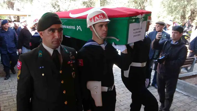 Kıbrıs'ta Trafik Kazasında Hayatını Kaybeden Uzman Onbaşı Mustafa Taş, Mersin'de Uğurlandı