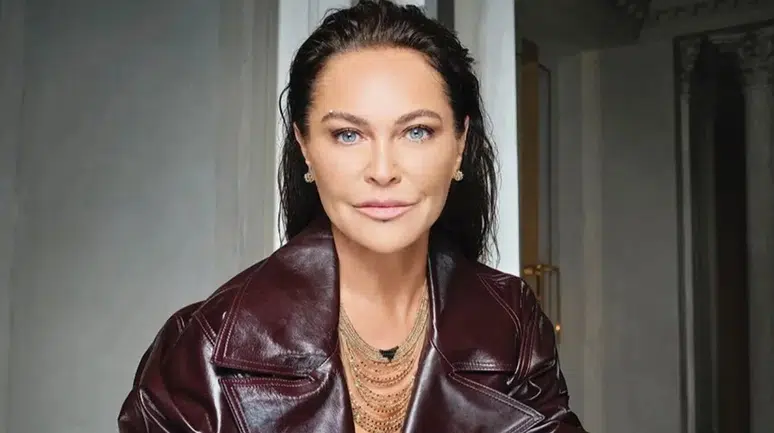 Hülya Avşar Oyunculuğa Geri Dönüyor! Yeni Dizi Teklifine Yorumları Dikkat Çekti