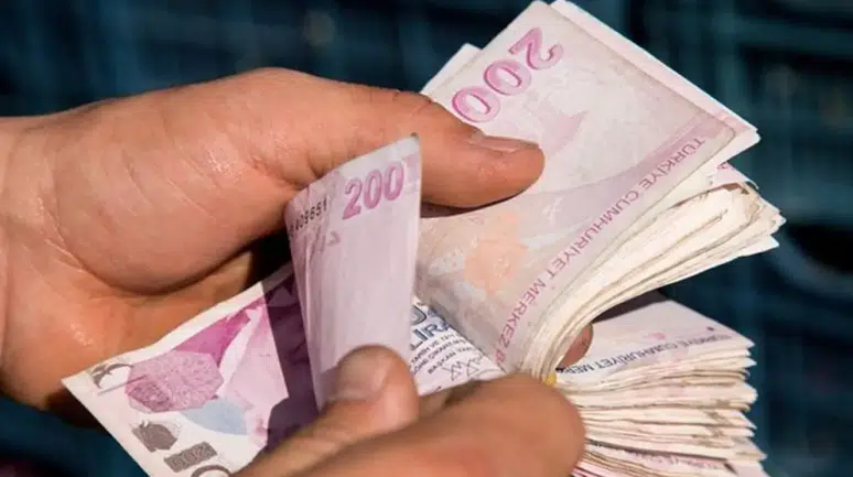 Yaşlılar ve Engellilerin Aylık Ödemeleri Hesaplara Yatırılmaya Başladı