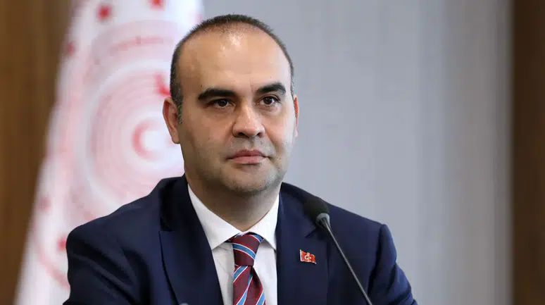 Bakan Kacır, KKTC Bakanı Amcaoğlu ile Sanayi ve Teknoloji İşbirliğini Görüştü