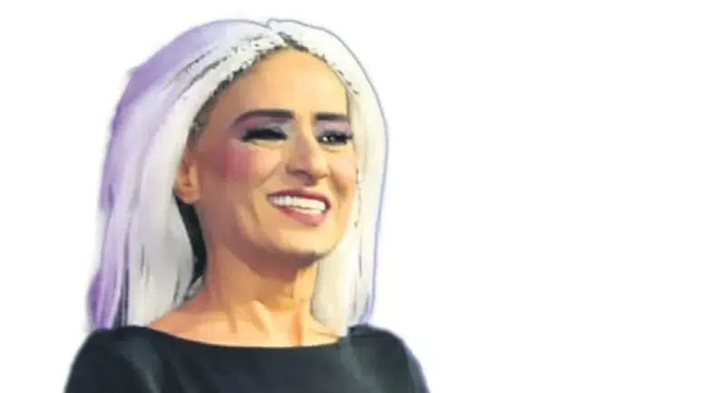 Kıbrıs'ta Yıldız Tilbe Rüzgarı Esti