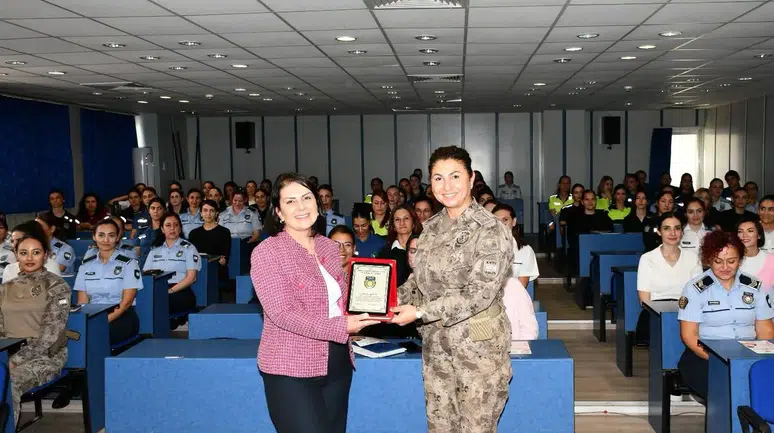 Polis teşkilatında sağlık seferberliği: Kadın personele kanser eğitimi