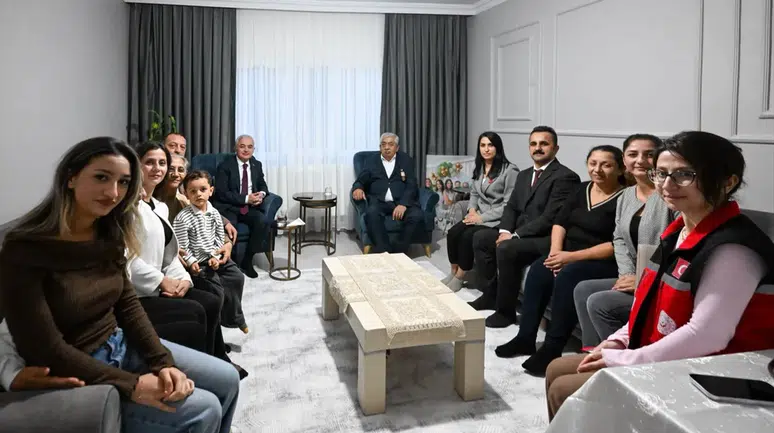 Kırklareli'nde anlamlı ziyaret: Vali Turan'dan Kıbrıs gazisine vefa