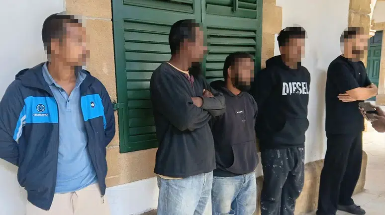 Gönyeli'de kaçak hayat süren 5 kişi yakayı ele verdi