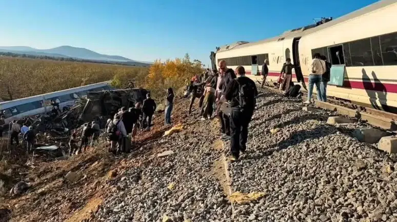 İspanya'daki tren faciası için Türkiye'den taziye mesajı