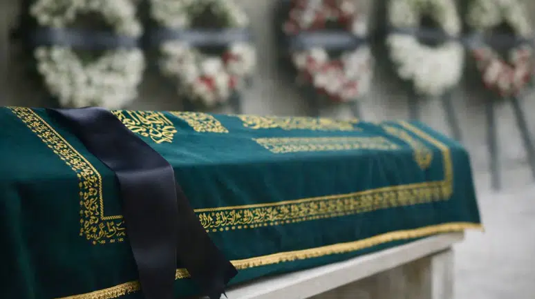 Kıbrıs Gazisi Emekli Oramiral İrfan Tınaz, Türk Deniz Kuvvetleri'nin 14. Komutanı Olarak Hayatını Kaybetti