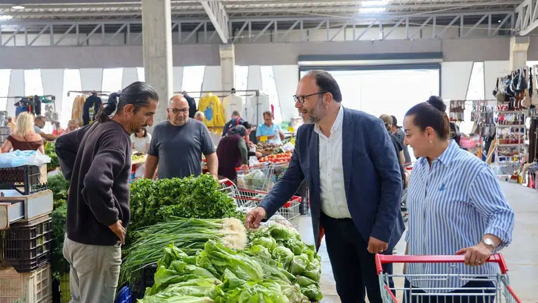 İskele'nin Kalbi Kapalı Pazar'da Attı: Sadıkoğlu'ndan Esnaf Ziyareti